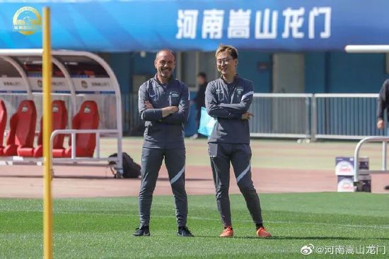 阿诺德的脚法很出色我以前就知道，他利用任意球完成进球也不是什么新闻了，我们可以在前场去制造任意球的机会，因为我们有阿诺德。
